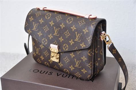 lv tas pochette|louis vuitton pochette metis.